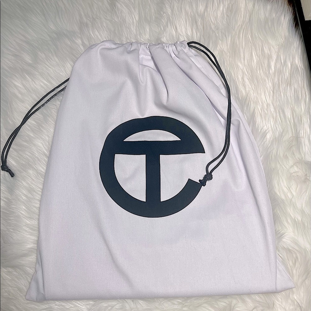💜 Telfar Shopping Bag medium in Grape💜 100% Authentic Telfar💜 - Picture 7 of 13